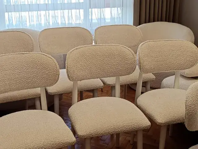 Profesyonel koltuk ve sandalye temizliği sonrası görünüm.