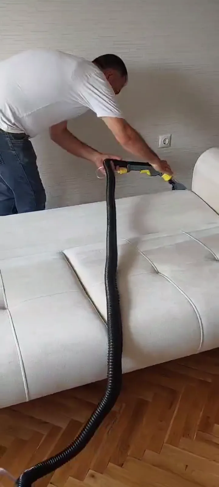 Kanepe Derinlemesine Temizlik